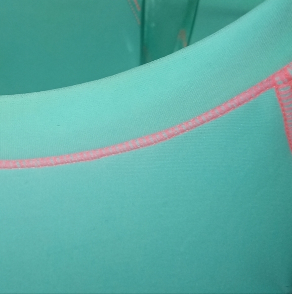 14 16 swimming long sleeve shirt - Picture 6 of 7